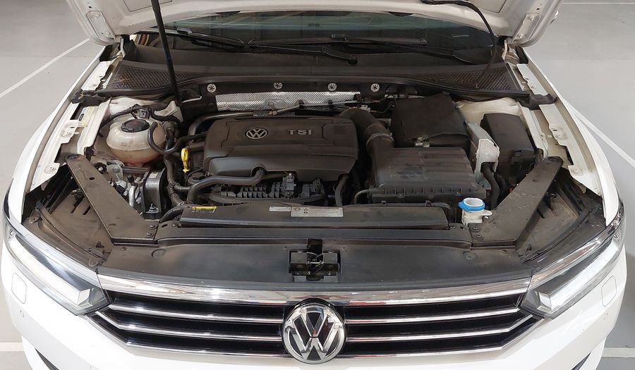 Volkswagen Passat 2.0 TSI HIGHLINE DSG Sedan 2018