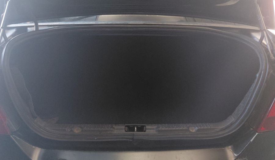 Ford Fiesta FIESTAMAX 1.6 AMBIENTE MP3 Sedan 2010