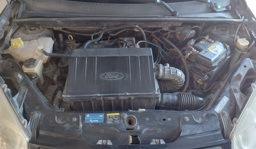 Ford Fiesta FIESTAMAX 1.6 AMBIENTE MP3 Sedan 2010