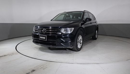 Volkswagen • Tiguan