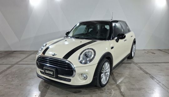 Mini • Cooper
