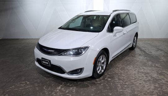 Chrysler • Pacifica