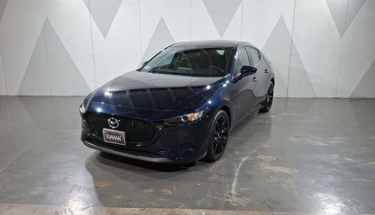 Mazda • Mazda 3