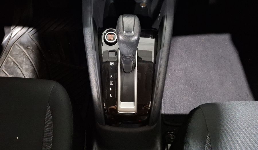 Nissan Versa 1.6 SENSE CVT Sedan 2020