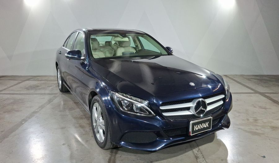 Mercedes Benz Clase C 2.0 200 CGI EXCLUSIVE AT Sedan 2015