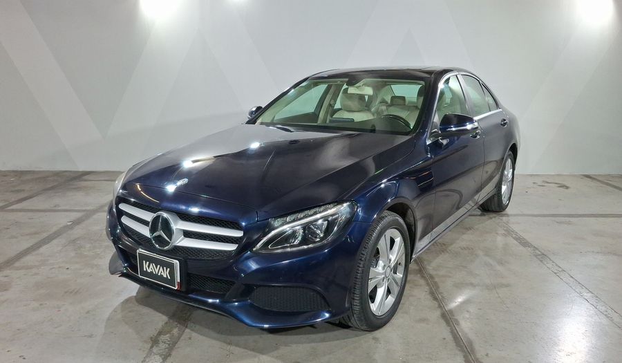 Mercedes Benz Clase C 2.0 200 CGI EXCLUSIVE AT Sedan 2015