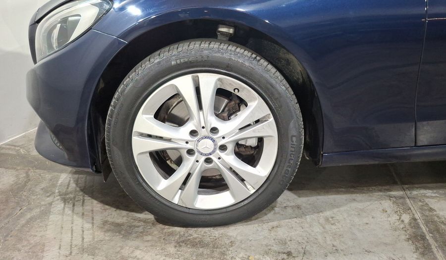 Mercedes Benz Clase C 2.0 200 CGI EXCLUSIVE AT Sedan 2015