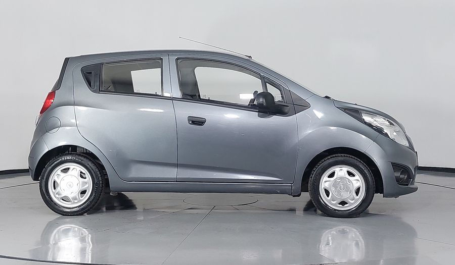 Chevrolet Spark Classic 1.2 LS A MT Hatchback 2017