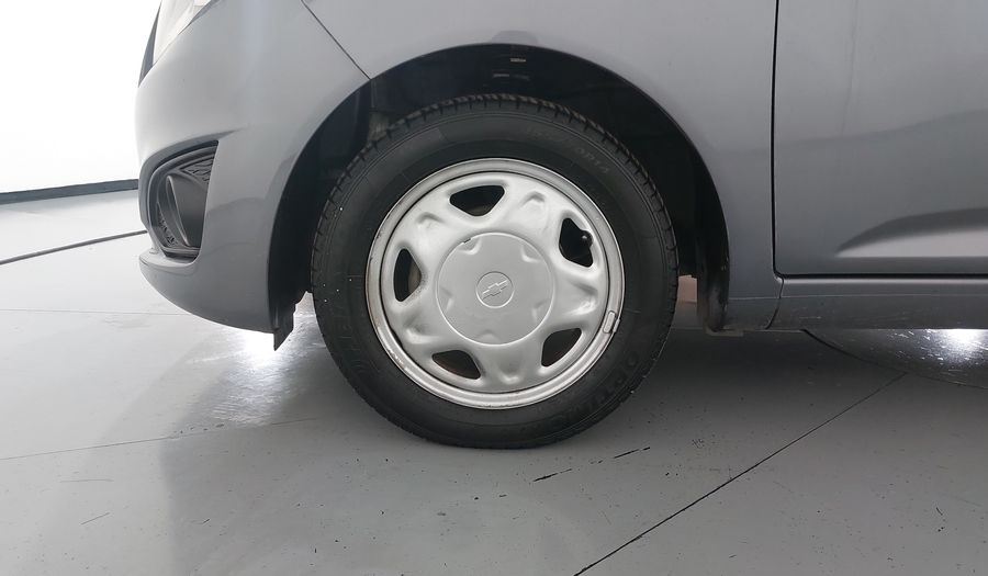 Chevrolet Spark Classic 1.2 LS A MT Hatchback 2017