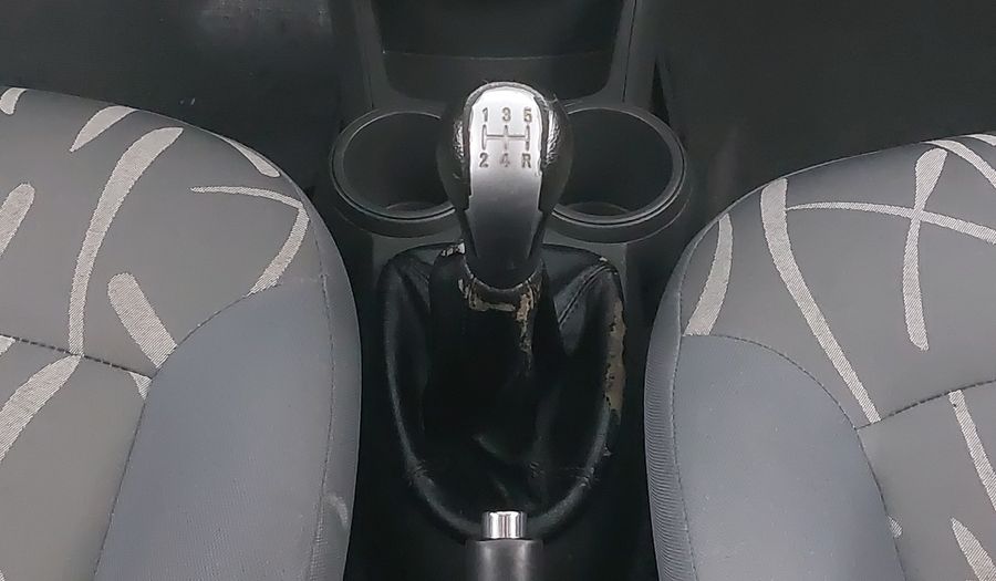 Chevrolet Spark Classic 1.2 LS A MT Hatchback 2017