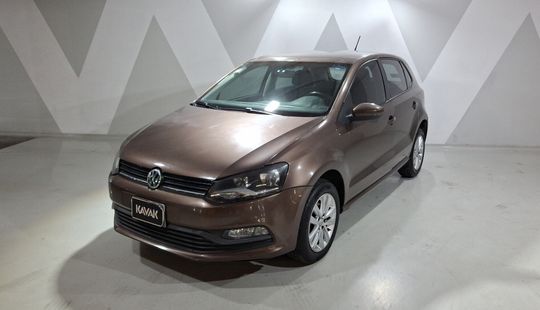 Volkswagen • Polo