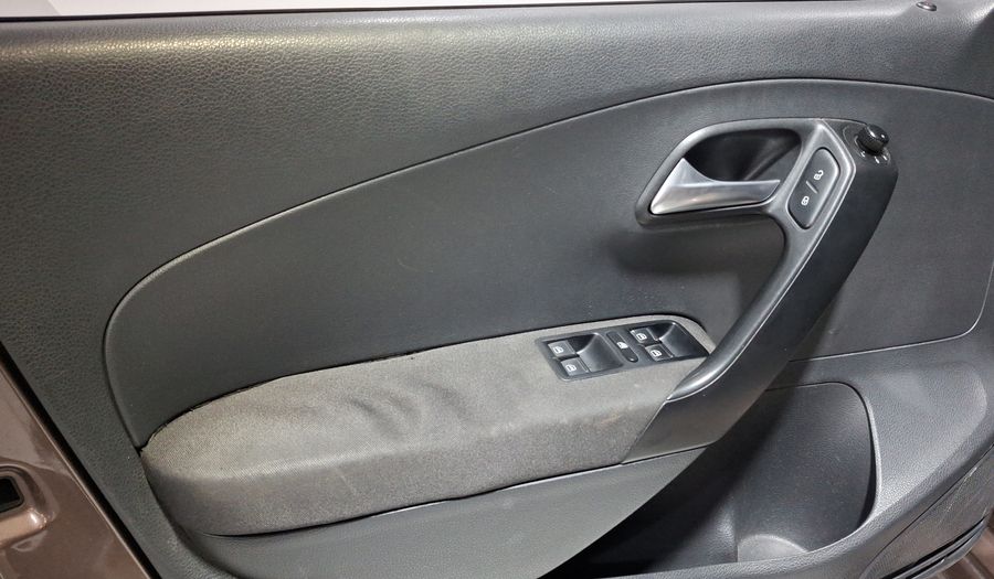 Volkswagen Polo 1.2 TSI DSG Hatchback 2016