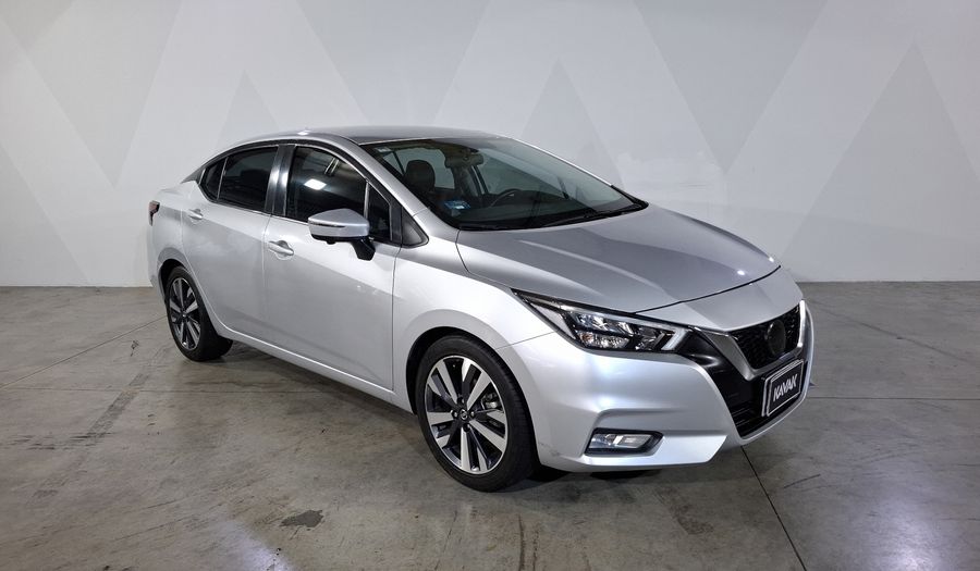 Nissan Versa 1.6 PLATINUM CVT Sedan 2021