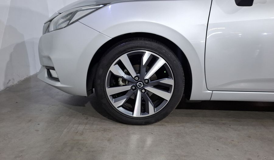 Nissan Versa 1.6 PLATINUM CVT Sedan 2021