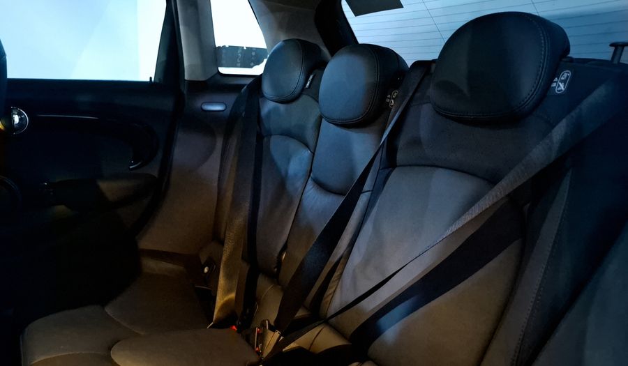 Mini Cooper 1.5 COOPER PEPPER DCT Hatchback 2019