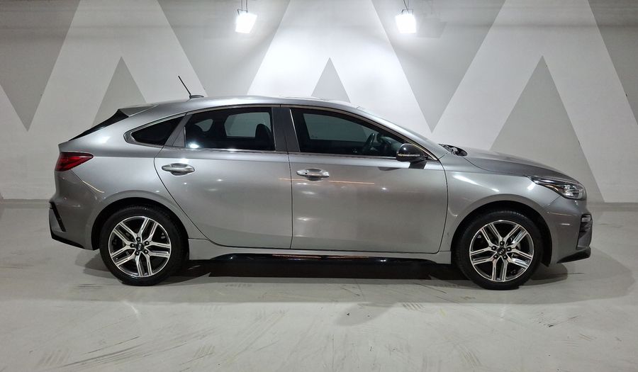 Kia Forte 2.0 GT LINE Hatchback 2021