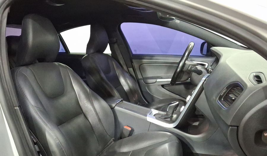 Volvo S60 1.6 ADDITION PLUS T4 DCT Sedan 2015