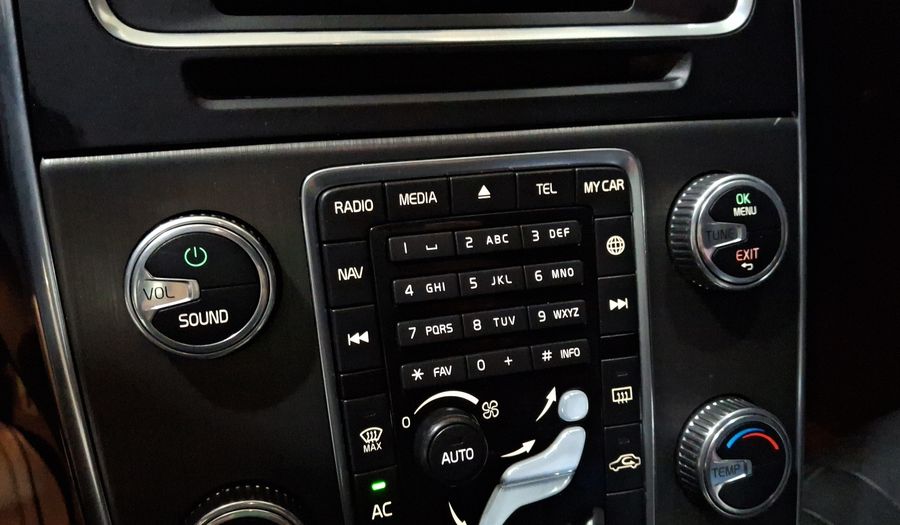 Volvo S60 1.6 ADDITION PLUS T4 DCT Sedan 2015