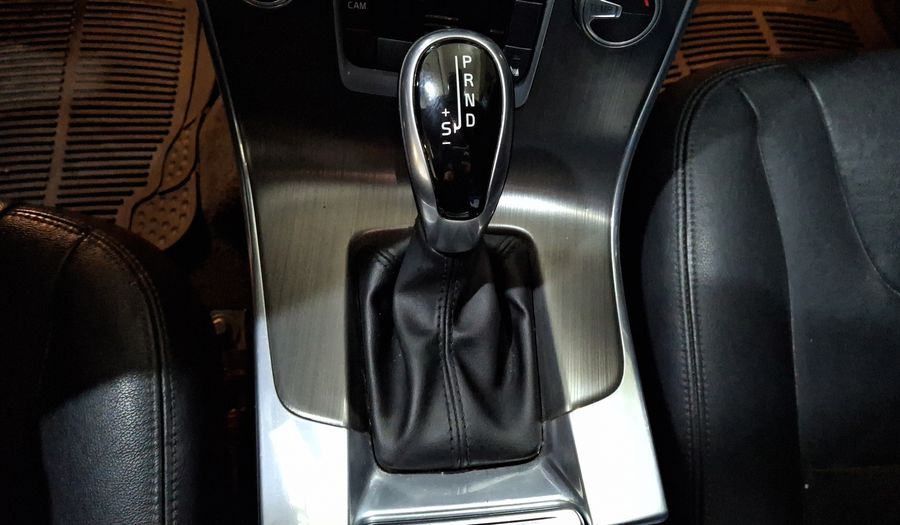 Volvo S60 1.6 ADDITION PLUS T4 DCT Sedan 2015