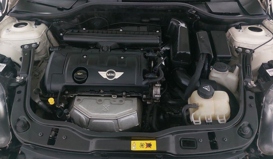 Mini Cooper 1.6 COOPER SALT Hatchback 2013