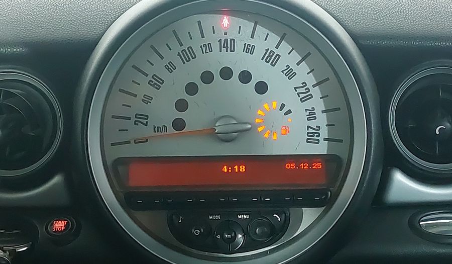 Mini Cooper 1.6 COOPER SALT Hatchback 2013