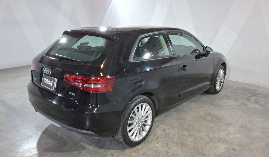 Audi A3 1.4 TFSI AMBIENTE S TRONIC Hatchback 2013
