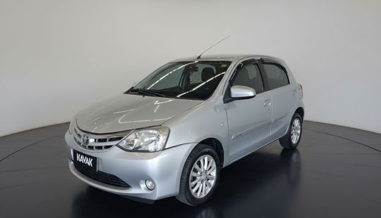 Toyota • Etios