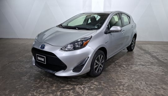 Toyota • Prius C