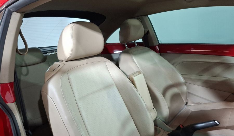 Volkswagen Beetle 2.5 SPORT TIPTRONIC Hatchback 2016