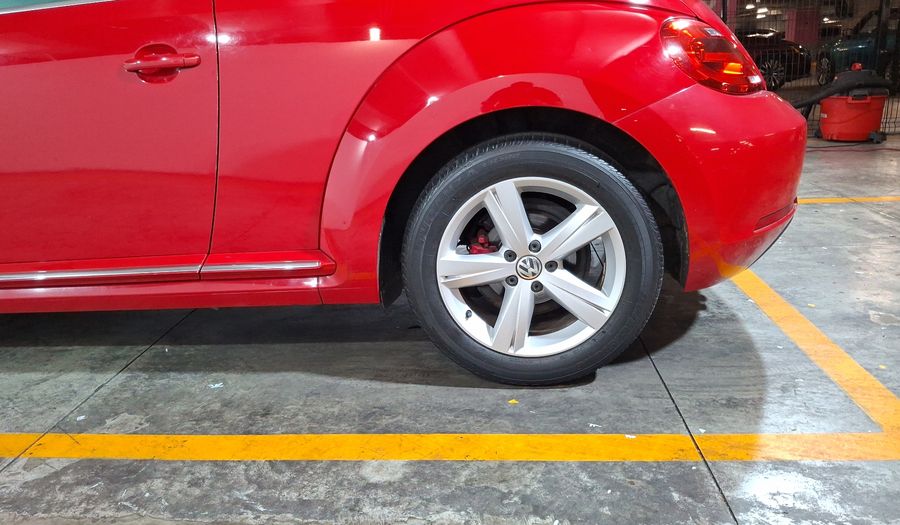 Volkswagen Beetle 2.5 SPORT TIPTRONIC Hatchback 2016