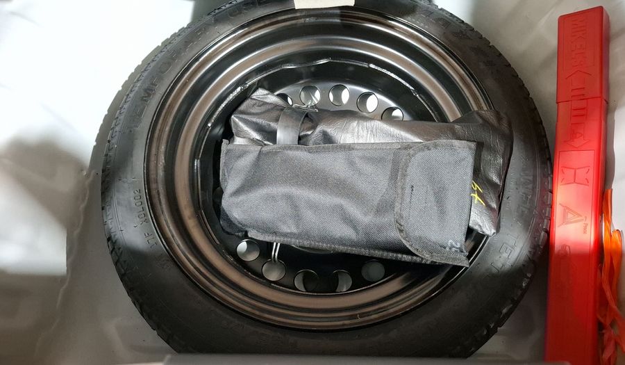 Nissan March 1.6 SENSE AUTO Hatchback 2024