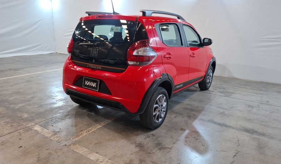 Fiat Mobi 1.0 TREKKING Hatchback 2024