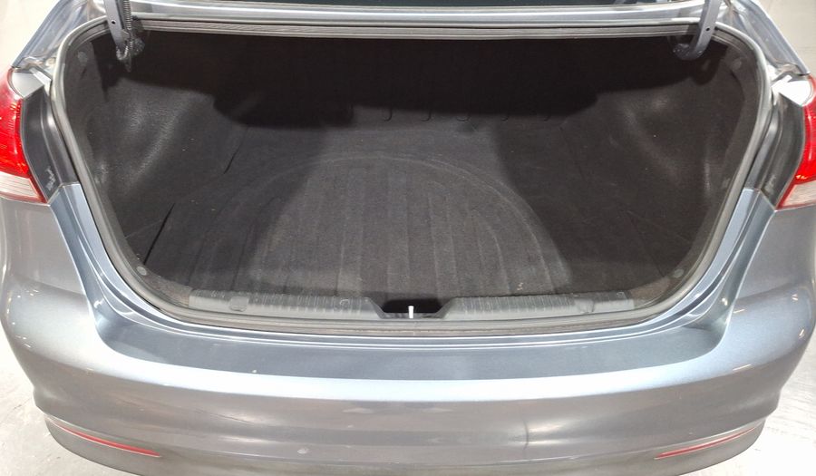 Kia Forte 2.0 L MT Sedan 2017