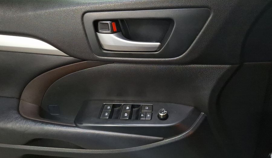 Toyota Highlander 3.5 XLE Suv 2016