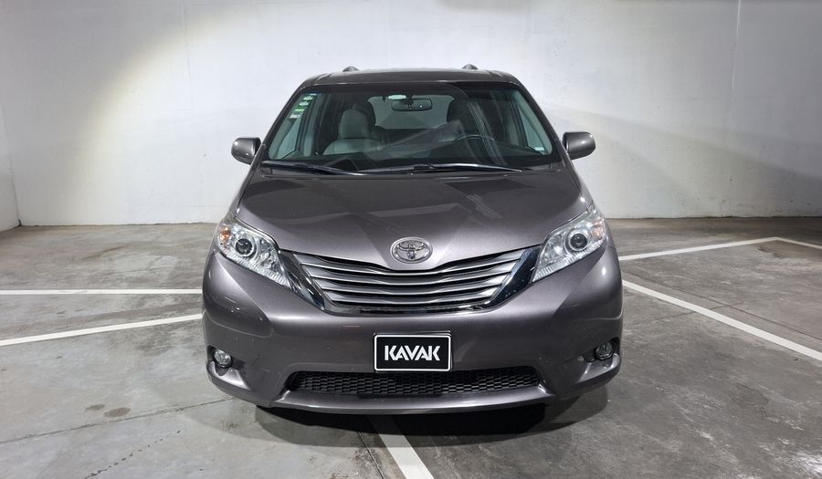 Toyota Sienna 3.5 XLE PIEL AT Minivan 2017