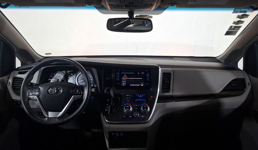 Toyota Sienna 3.5 XLE PIEL AT Minivan 2017