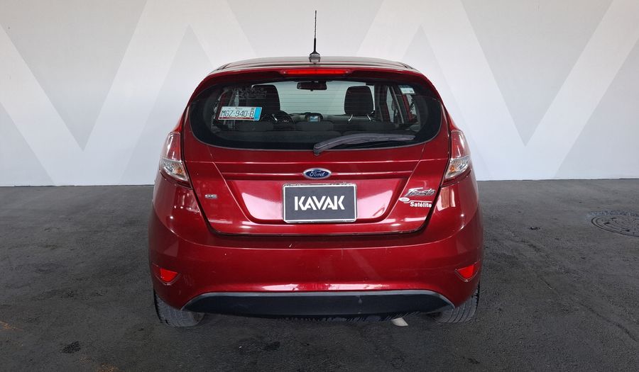Ford Fiesta 1.6 SE MT Hatchback 2016