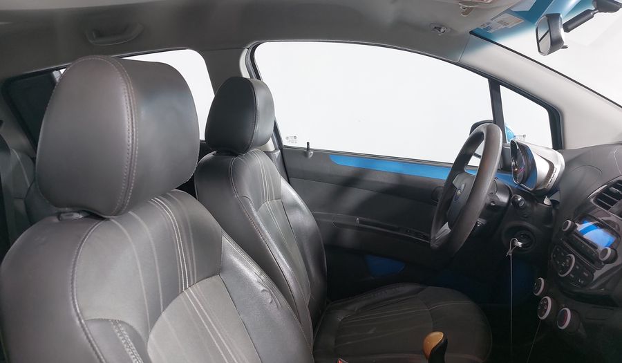 Chevrolet Spark 1.2 LTZ C MT Hatchback 2015