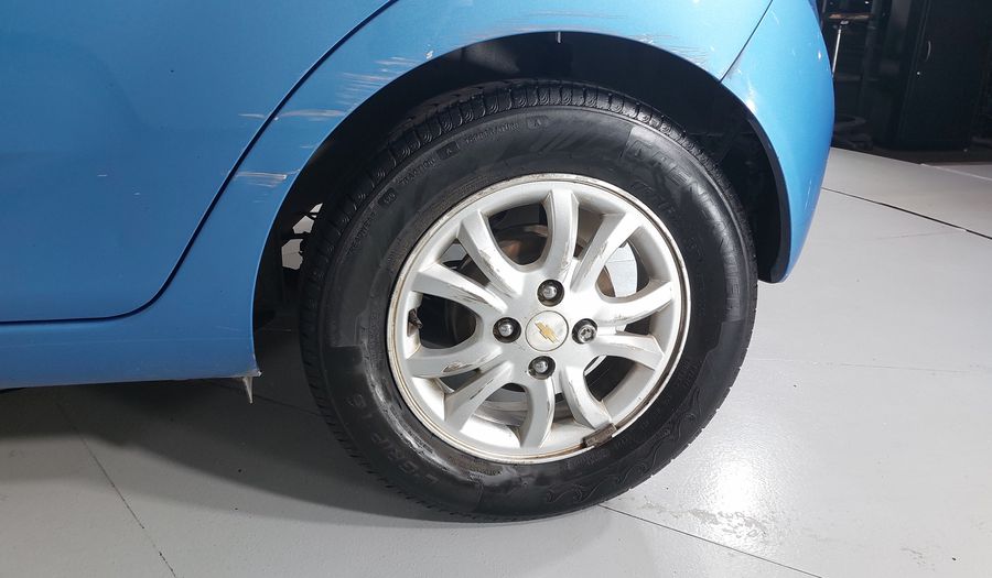 Chevrolet Spark 1.2 LTZ C MT Hatchback 2015