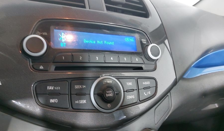 Chevrolet Spark 1.2 LTZ C MT Hatchback 2015