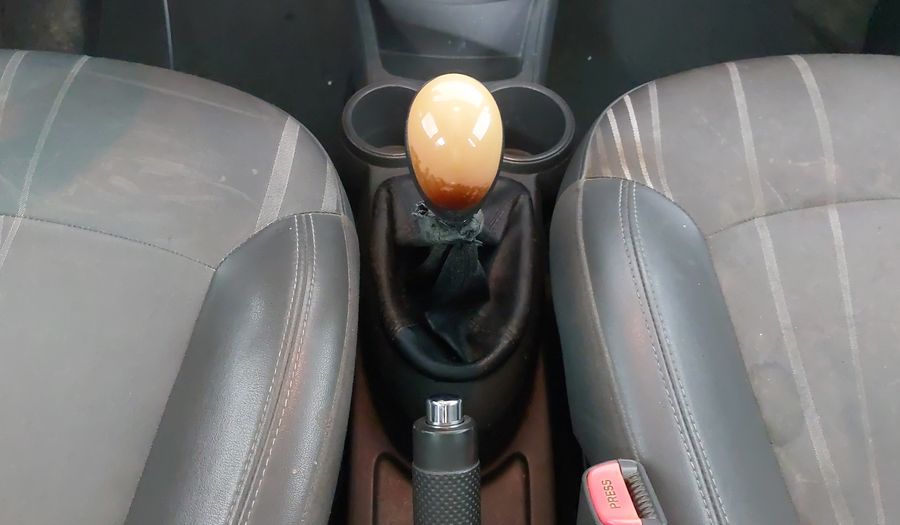 Chevrolet Spark 1.2 LTZ C MT Hatchback 2015