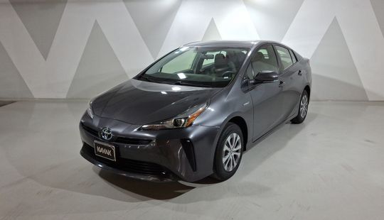 Toyota • Prius