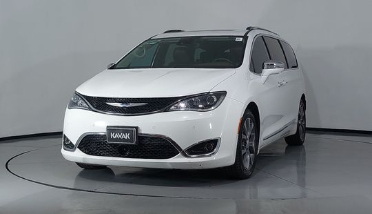 Chrysler • Pacifica