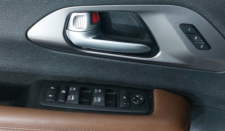 Chrysler Pacifica 3.6 LIMITED PLATINUM AUTO Minivan 2017