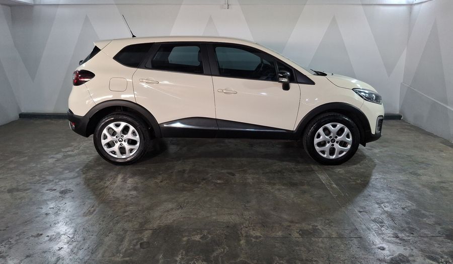Renault Captur 2.0 INTENS DEH M Hatchback 2021