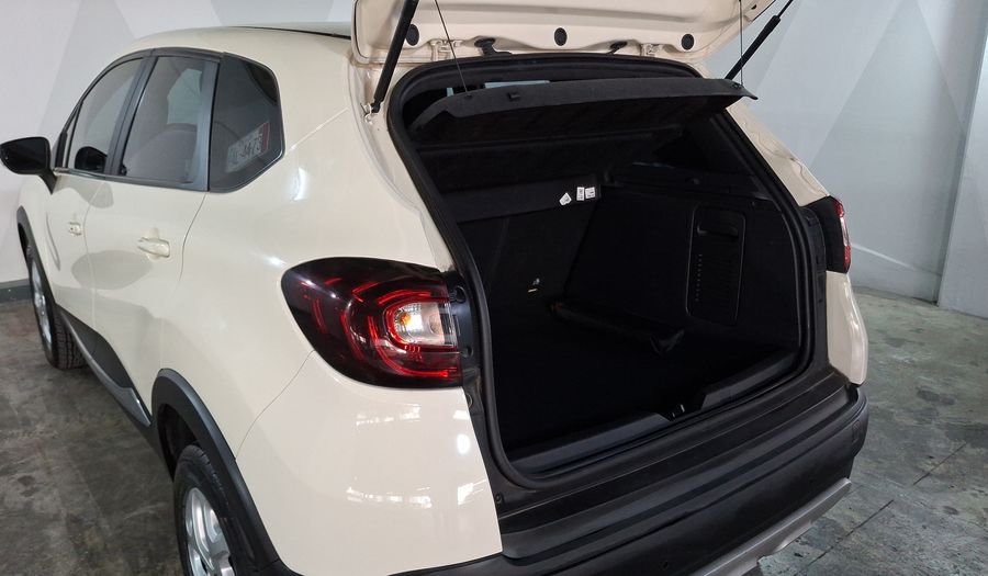 Renault Captur 2.0 INTENS DEH M Hatchback 2021