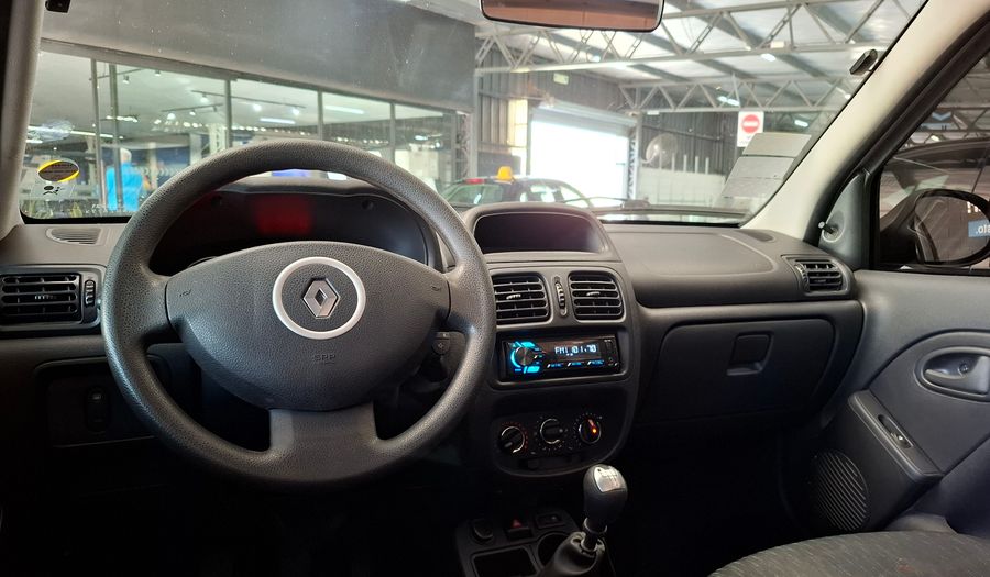 Renault Clio 1.1 CONFORT PACK SAT Hatchback 2015