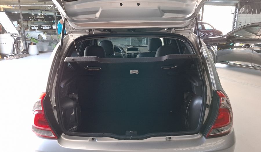 Renault Clio 1.1 CONFORT PACK SAT Hatchback 2015