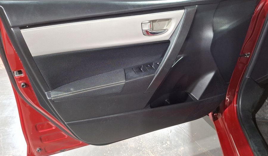 Toyota Corolla 1.8 LE CVT Sedan 2018