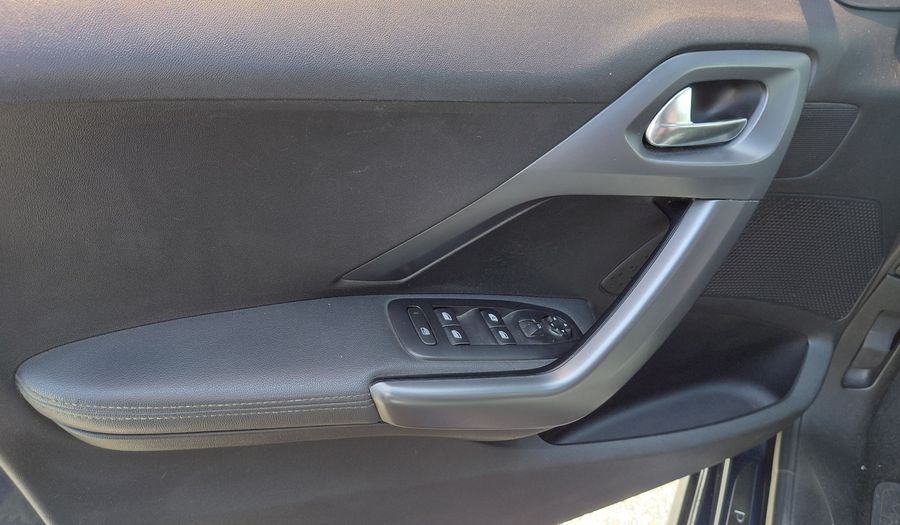 Peugeot 208 1.6 FELINE PACK CUIR Hatchback 2015